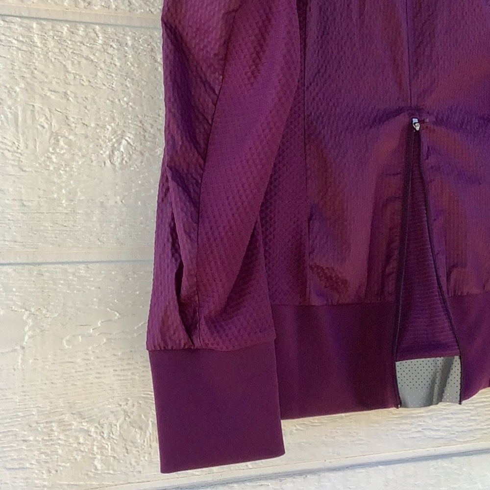 Adidas Running Wind Jacket Medium Plum - image 8